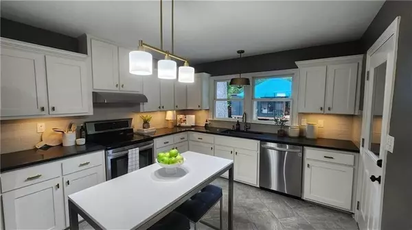 Decatur, GA 30033,2132 Clairmont RD