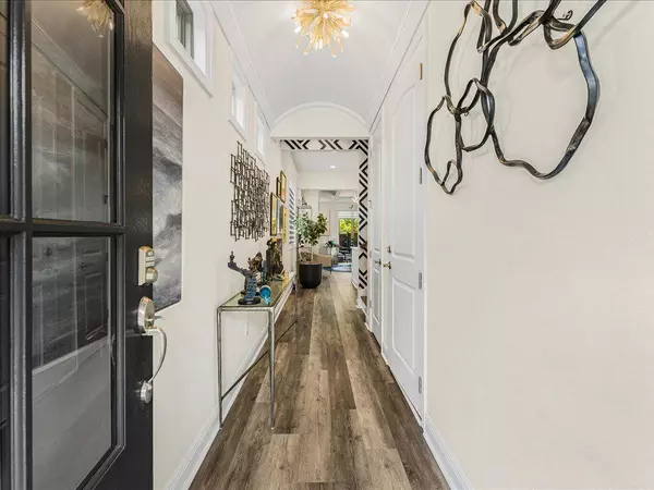 Woodstock, GA 30188,120 Via Roma