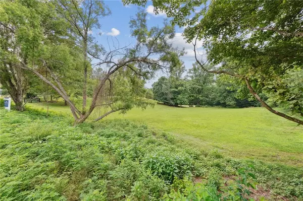 Roswell, GA 30075,0 Cox RD