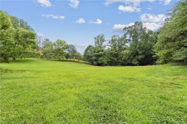 Roswell, GA 30075,0 Cox RD