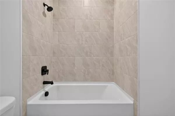 Atlanta, GA 30318,2571 Astaire CT