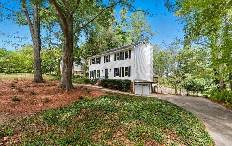 51 Queen Anne, Mableton, GA 30126