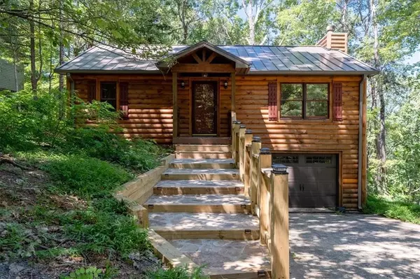 Ellijay, GA 30536,986 Mountain Oak RD