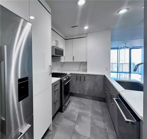 Atlanta, GA 30326,3338 Peachtree RD NE #2505