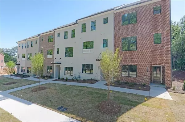 2786 WOODLAND TER, Smyrna, GA 30080