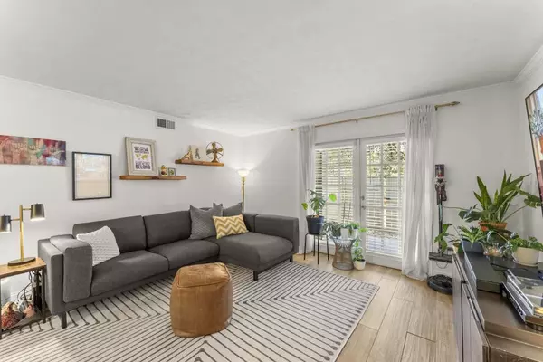 Atlanta, GA 30318,1150 Collier RD NW #J18