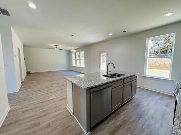 Statham, GA 30666,173 Annie LN