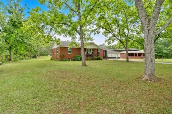 Douglasville, GA 30135,7783 Cantrell RD