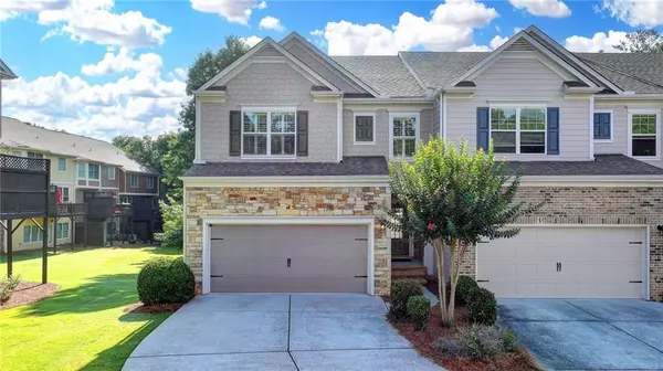 5965 VISTA BROOK DR, Suwanee, GA 30024