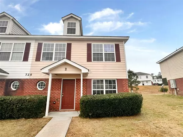 725 Wheel House LN #B, Monroe, GA 30655