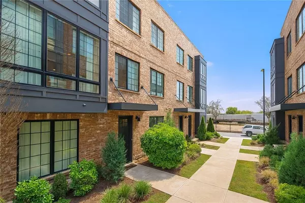 269 CASTLEBERRY STATION DR SW, Atlanta, GA 30313