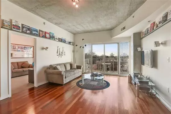 Atlanta, GA 30305,250 Pharr RD NE #313