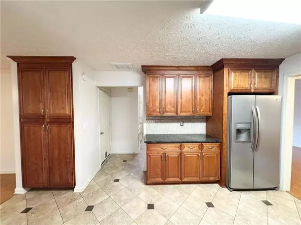 Sugar Hill, GA 30518,5212 Pine Branch CIR