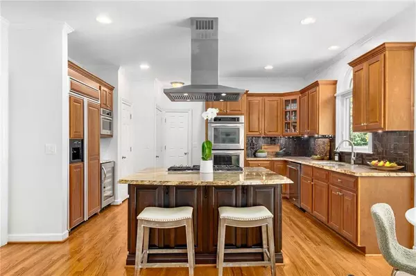 Sandy Springs, GA 30338,1120 Whitehall Pointe