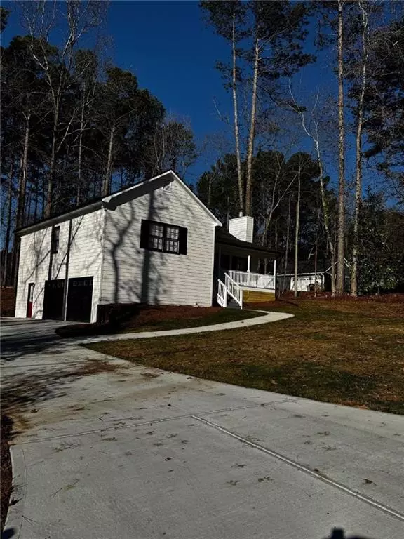 4687 Hilltop DR NW, Acworth, GA 30101