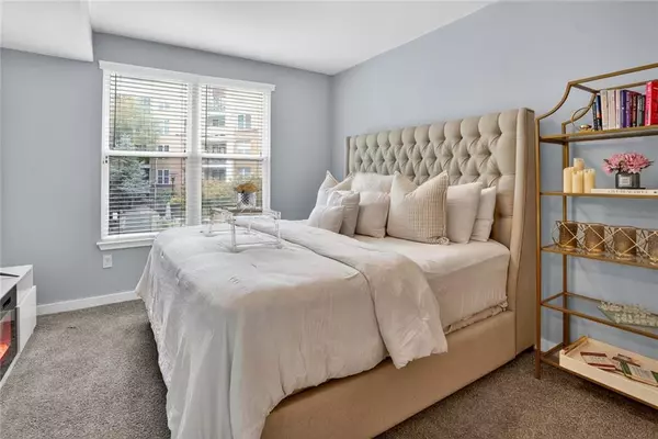 Atlanta, GA 30363,390 17th ST NW #3061