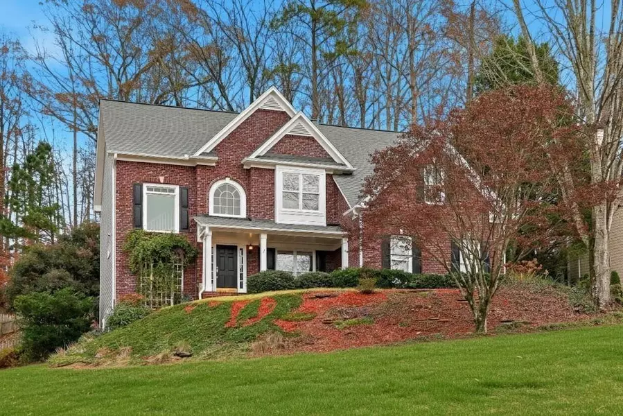 1905 Barrett DR, Cumming, GA 30040