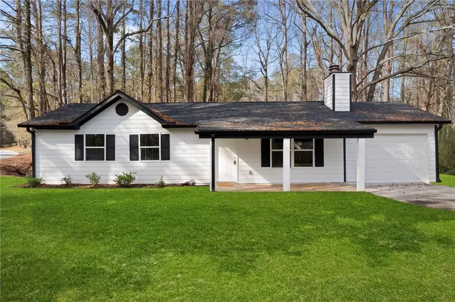 20 Skylark LN, Jonesboro, GA 30238