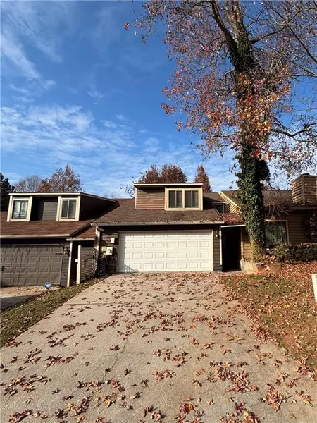 1595 Burnstone DR, Stone Mountain, GA 30088