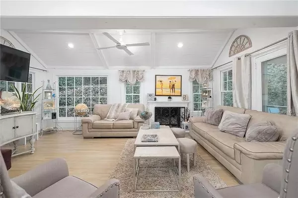 Atlanta, GA 30309,302 Hascall RD NW