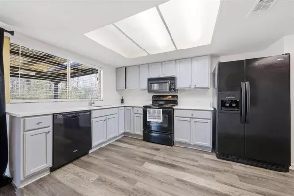 South Fulton, GA 30349,3250 Valley Bend RD