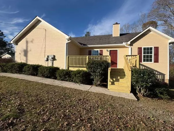 135 Mccoy DR, Carrollton, GA 30116