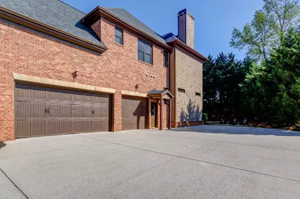 Cumming, GA 30040,5265 Cole Creek LN