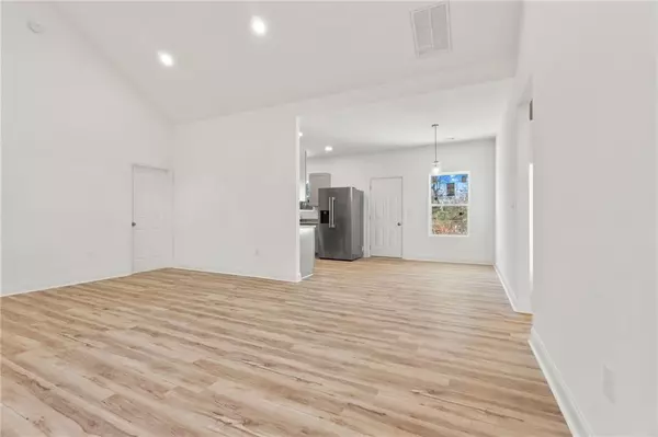 Toccoa, GA 30577,30 Moore AVE