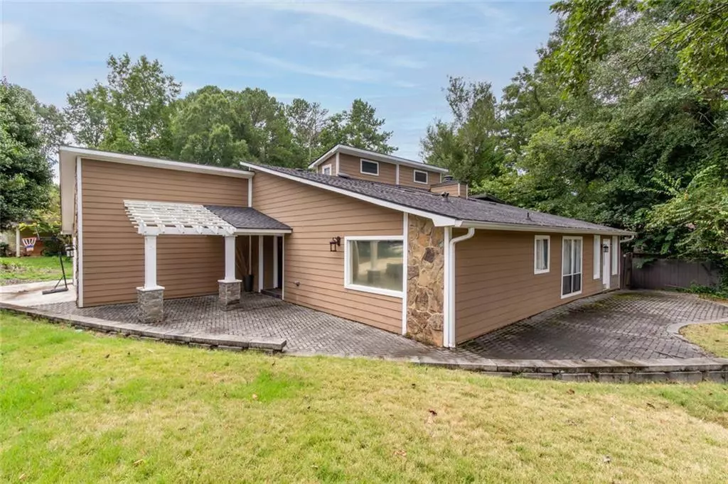 Roswell, GA 30076,1050 Terramont DR