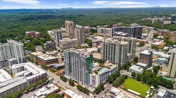 Atlanta, GA 30305,250 Pharr RD NE #704