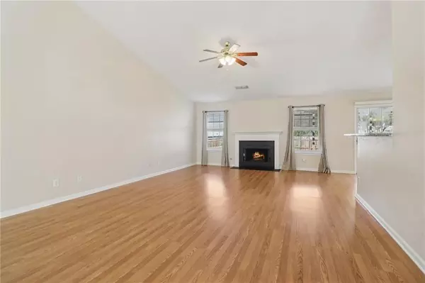 Woodstock, GA 30188,1038 River Plantation DR