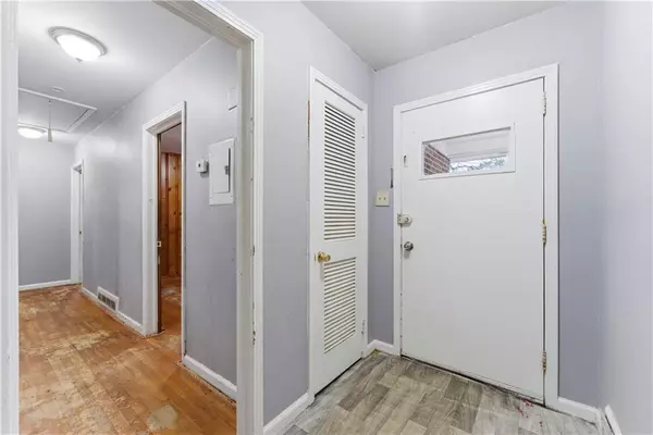 Atlanta, GA 30344,2309 Bryant DR