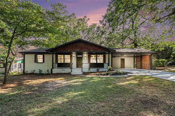 1443 Snapfinger RD, Decatur, GA 30032