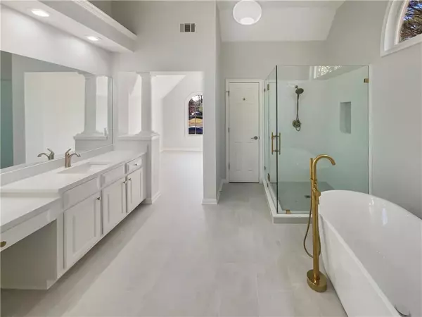 Roswell, GA 30075,410 Hamilton Park DR