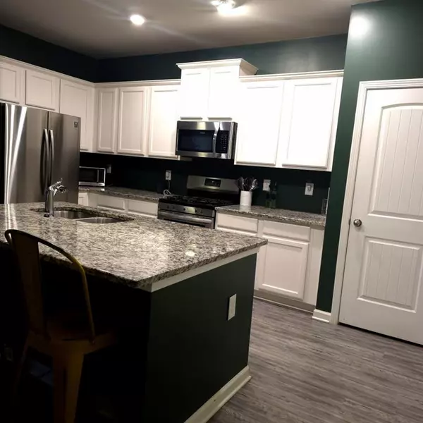 Woodstock, GA 30189,315 Pinewood DR