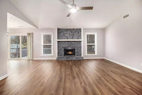 Douglasville, GA 30135,5524 DORSETT SHOALS RD