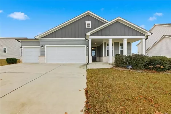 61 Rushing View GLN, Dallas, GA 30157