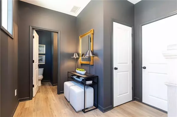 Atlanta, GA 30318,980 Bibbs Circle NW #17