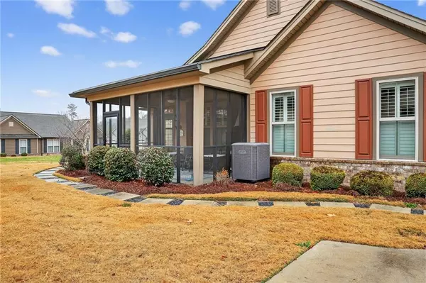 Dalton, GA 30721,157 Camden WAY #9