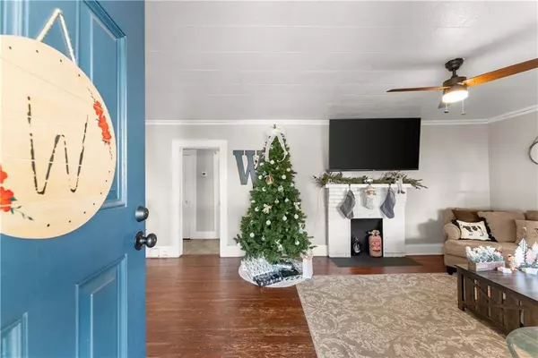 Toccoa, GA 30577,84 Park ST