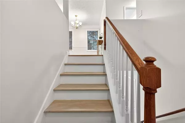 Decatur, GA 30034,4217 RIVERBANK CT