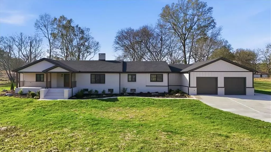 Taylorsville, GA 30178,32 Church ST