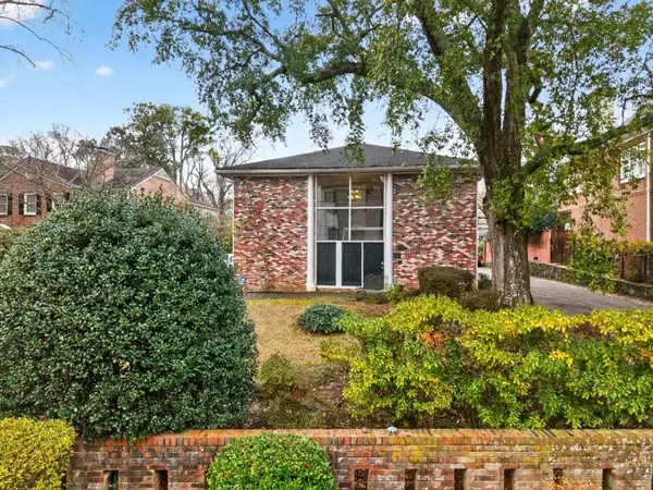 Atlanta, GA 30319,3668 Kingsboro RD NE #7