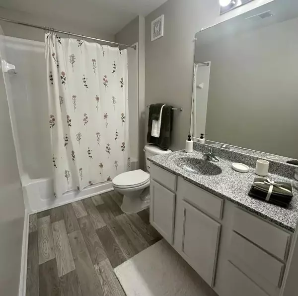 Cartersville, GA 30121,91 Somerset Club DR #420