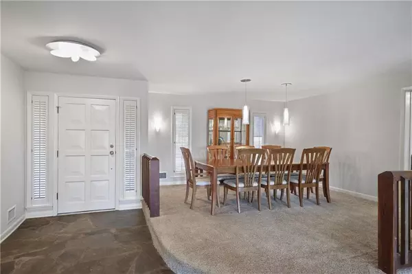 Sandy Springs, GA 30328,180 River Court Pkwy