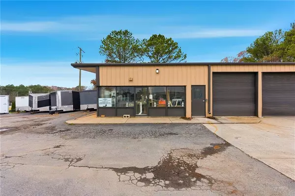 Kennesaw, GA 30144,961 Shallowford RD NE