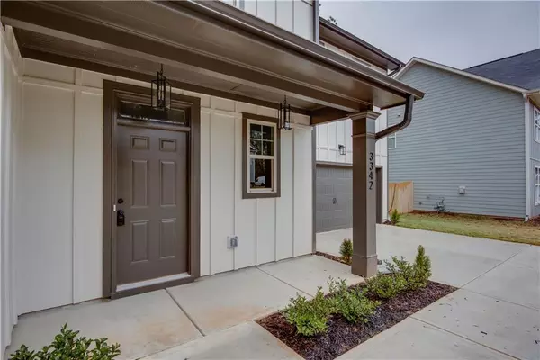 Atlanta, GA 30331,3342 Landings South DR