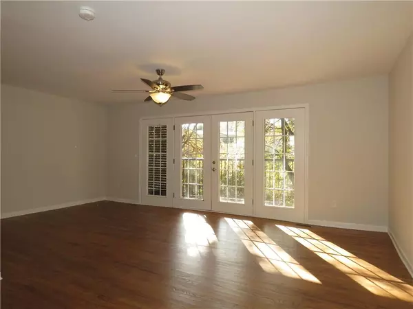 Atlanta, GA 30305,311 Peachtree Hills AVE NE #6A