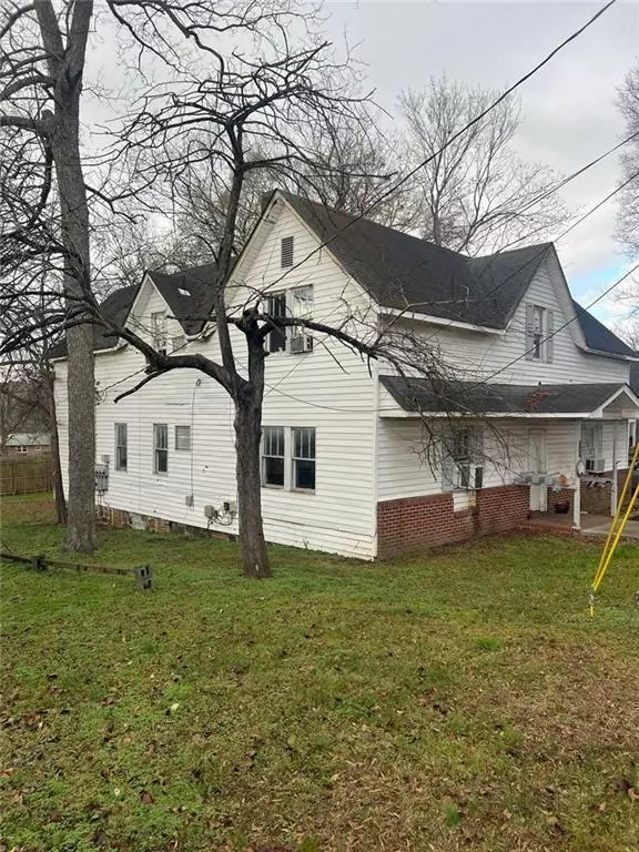 La Fayette, GA 30728,304 S Cherokee ST