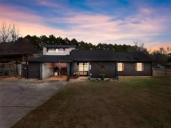 1142 Lewis Roberts RD, Jefferson, GA 30549